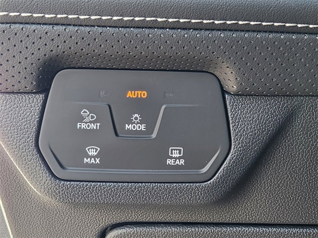 New 2026 Volkswagen Atlas SEL Premium R-Line image 19