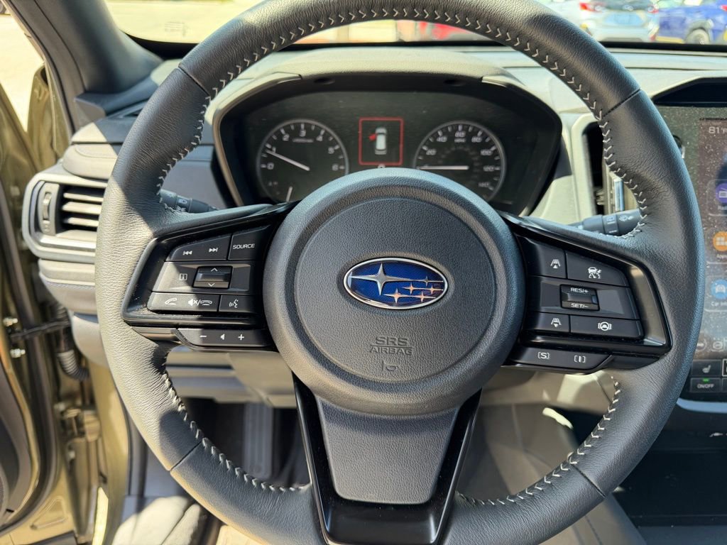 Used 2025 Subaru Forester Premium w/ Protection Package image 28
