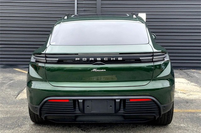 Used 2025 Porsche Macan Electric image 9