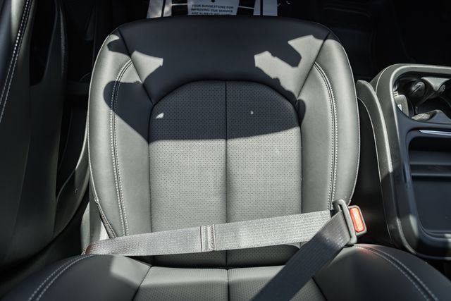 New 2027 Chrysler Pacifica Select FWD image 37