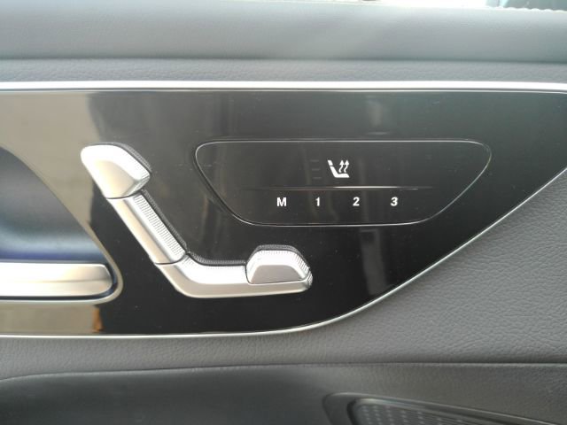 Used 2024 Mercedes-Benz GLC 300 image 15