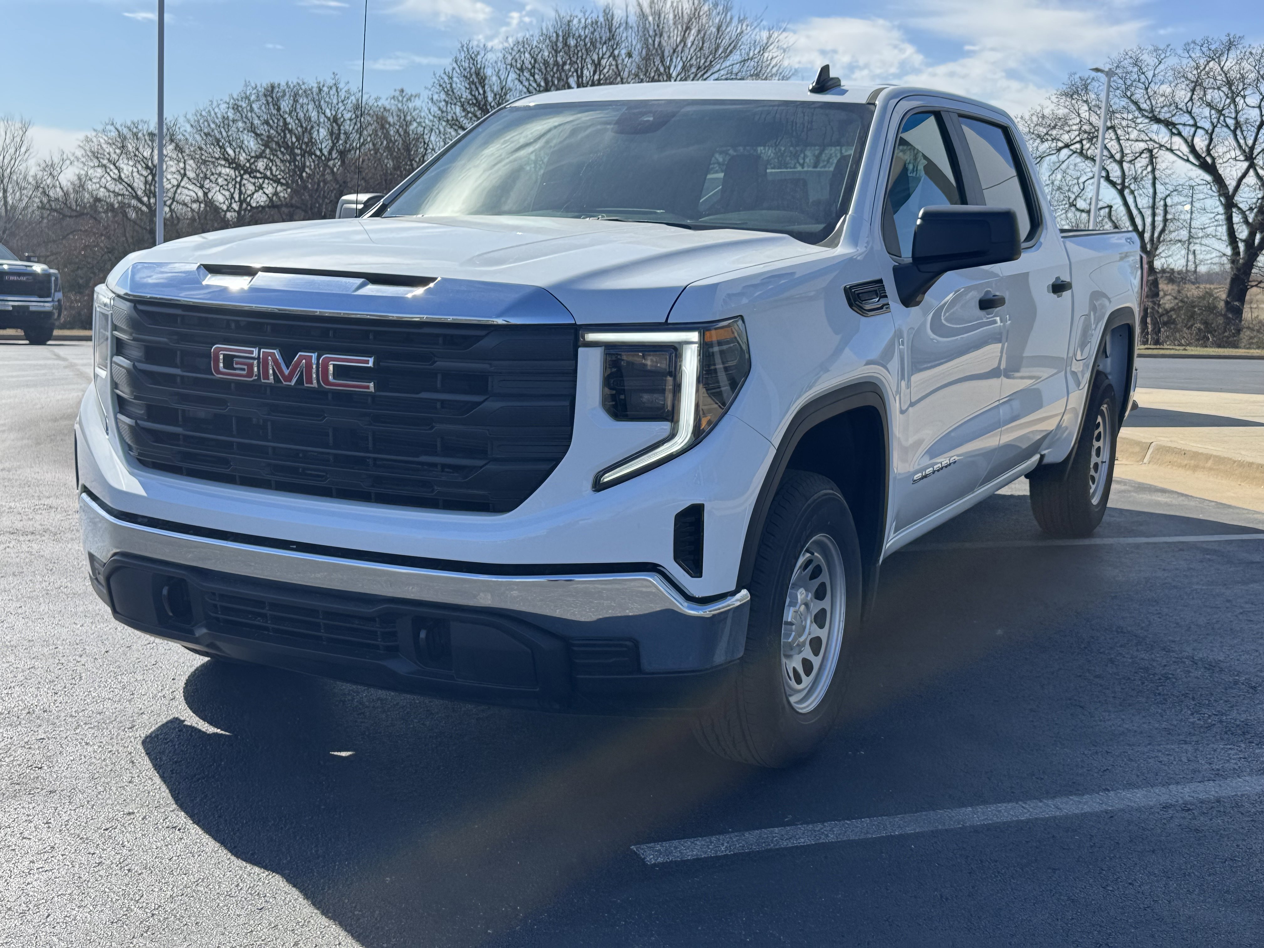 New 2026 GMC Sierra 1500 Pro image 2
