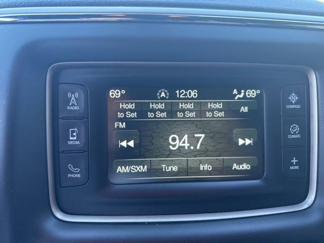 Used 2017 Jeep Grand Cherokee Laredo w/ Quick Order Package 2BE image 25