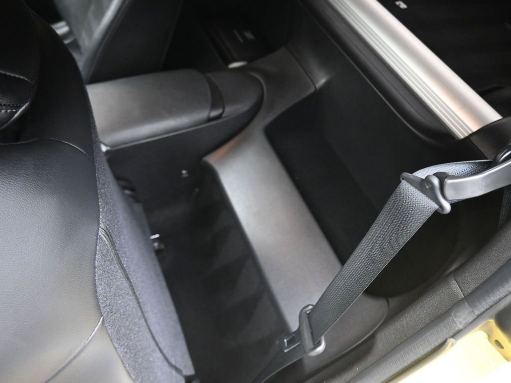 Used 2023 Nissan Z w/ Floor Mat Package (L93) RWD image 30
