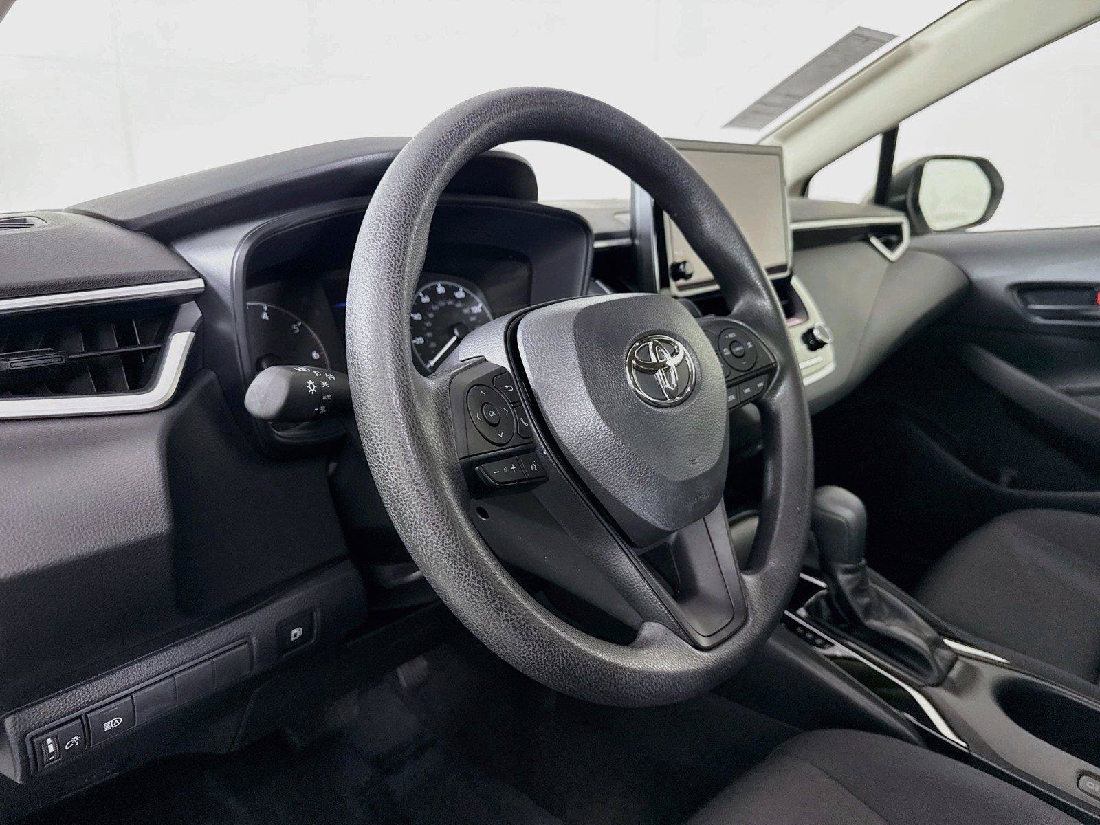 Certified 2024 Toyota Corolla LE FWD image 4