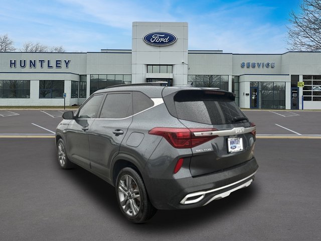 Used 2022 Kia Seltos S AWD/4WD image 5