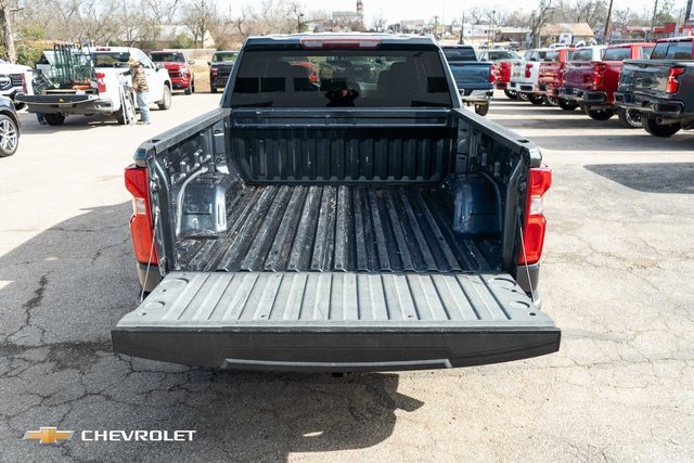 Used 2019 Chevrolet Silverado 1500 Custom w/ Custom Value Package image 8