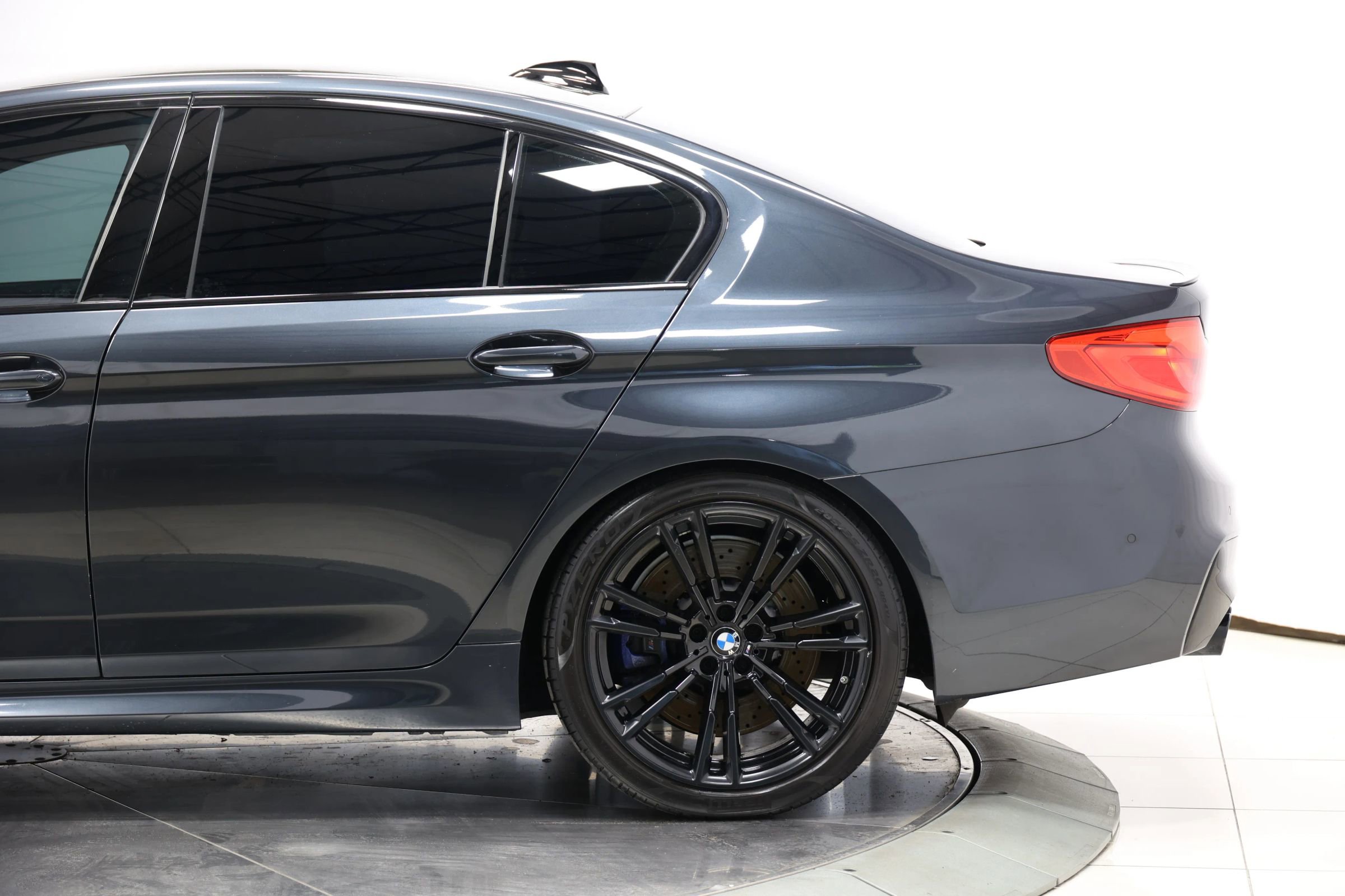 Used 2020 BMW M5 w/ Executive Package AWD/4WD image 9