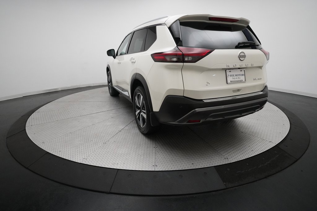 Used 2023 Nissan Rogue SL image 35