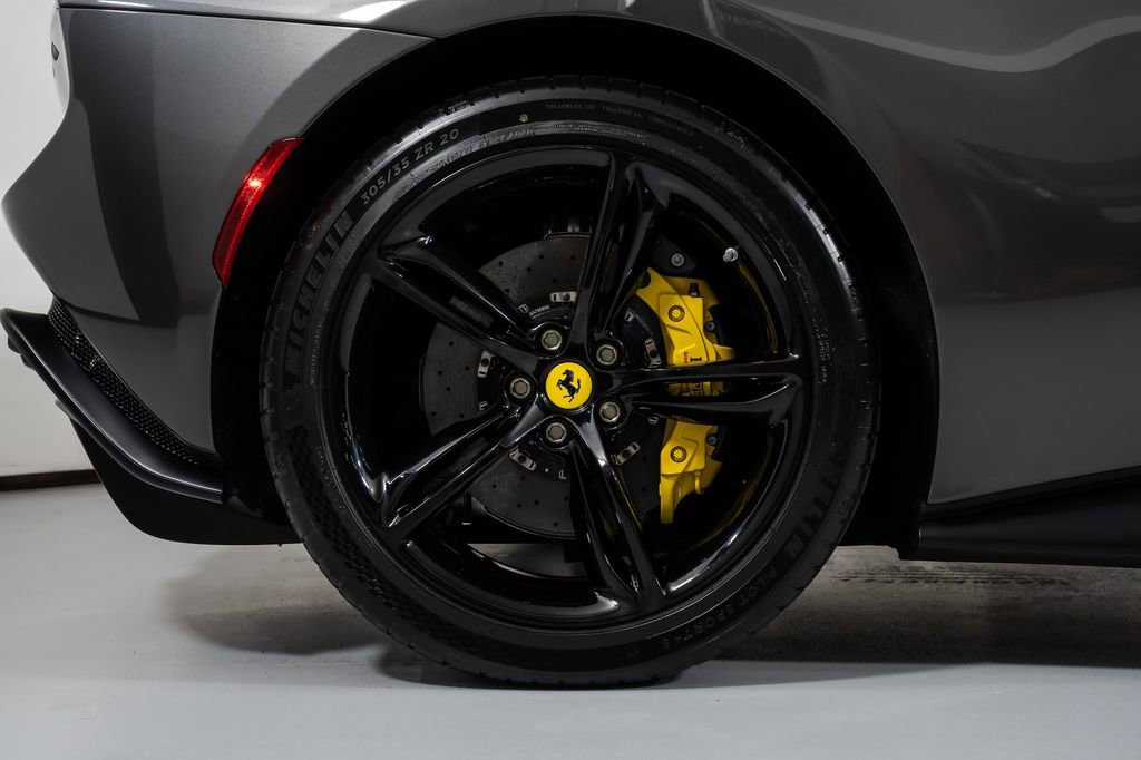 Used 2023 Ferrari 296 GTS Spider image 21