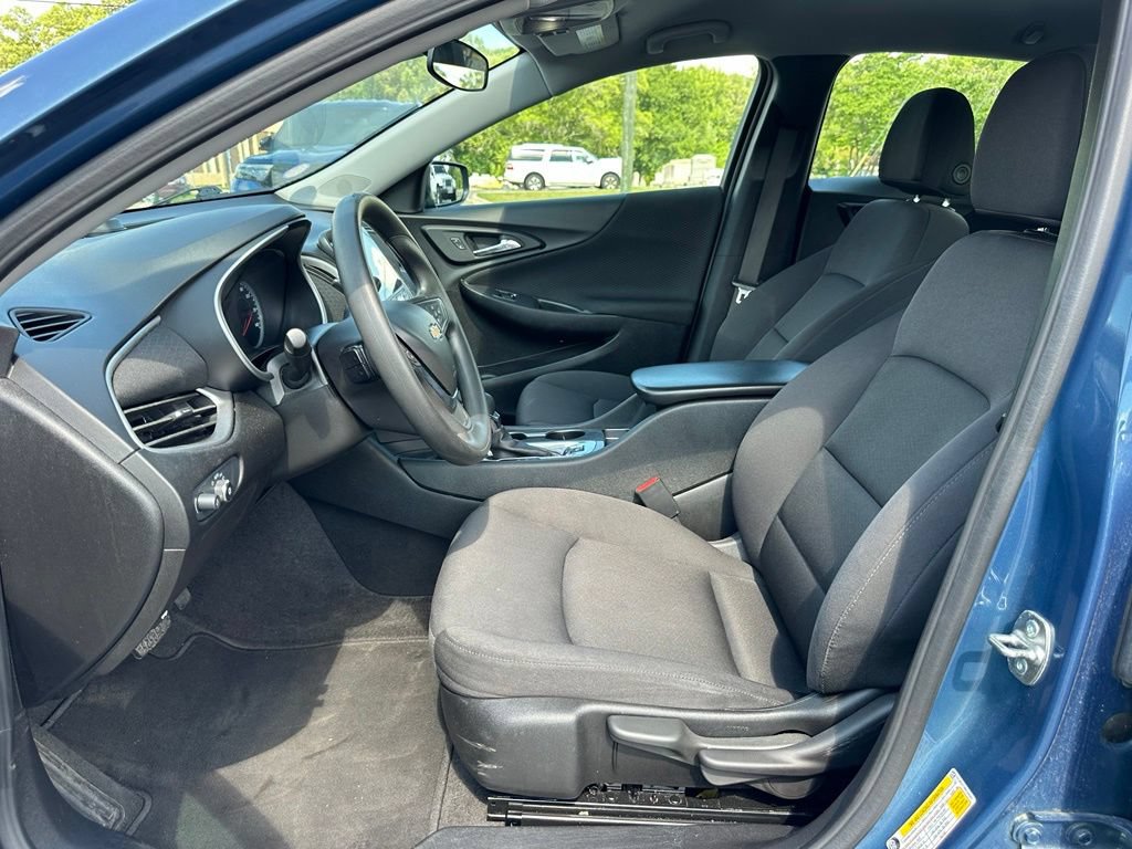 Used 2024 Chevrolet Malibu LS FWD image 10
