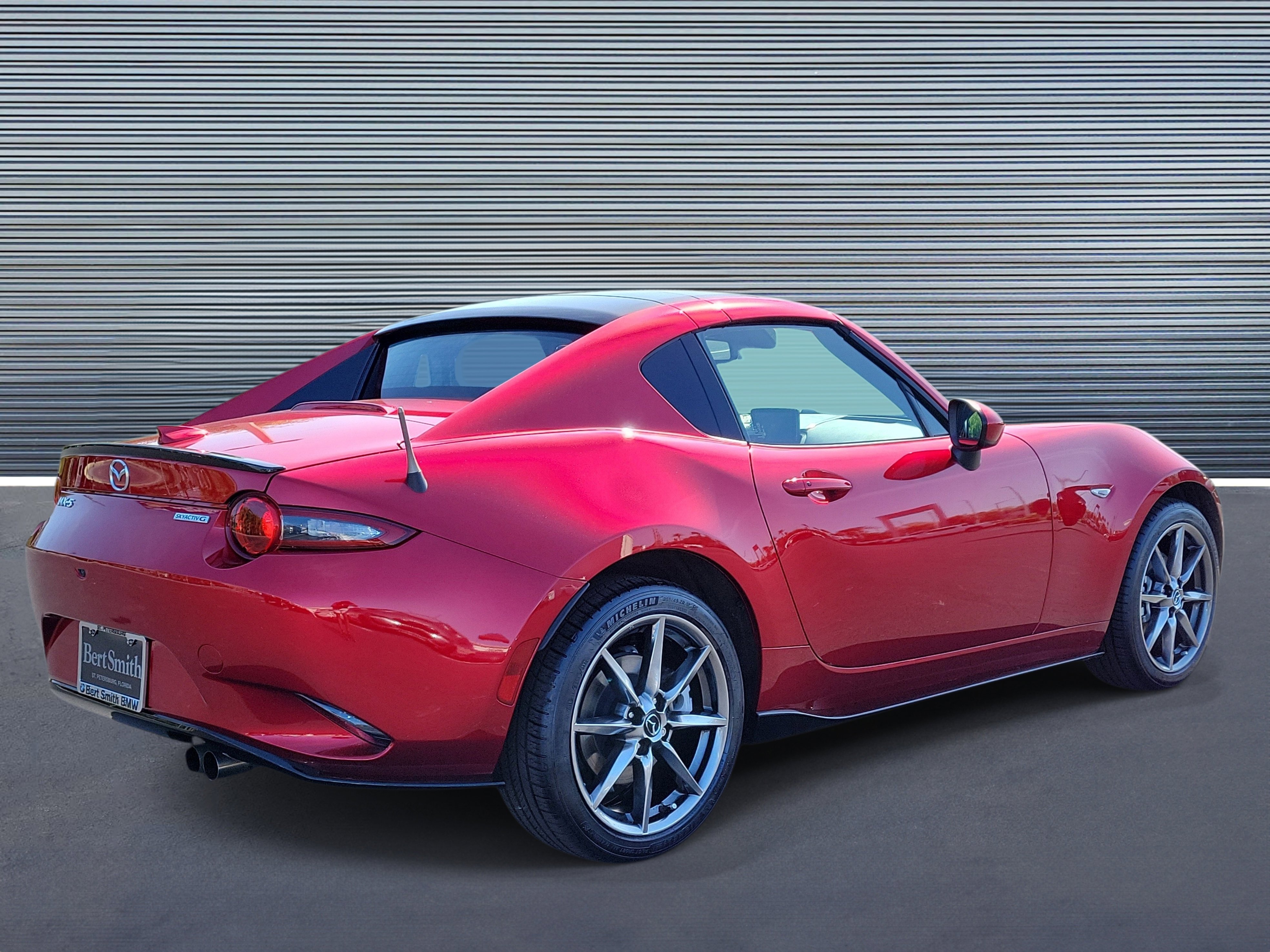 Used 2022 MAZDA MX-5 Miata RF Grand Touring w/ Appearance Package image 3
