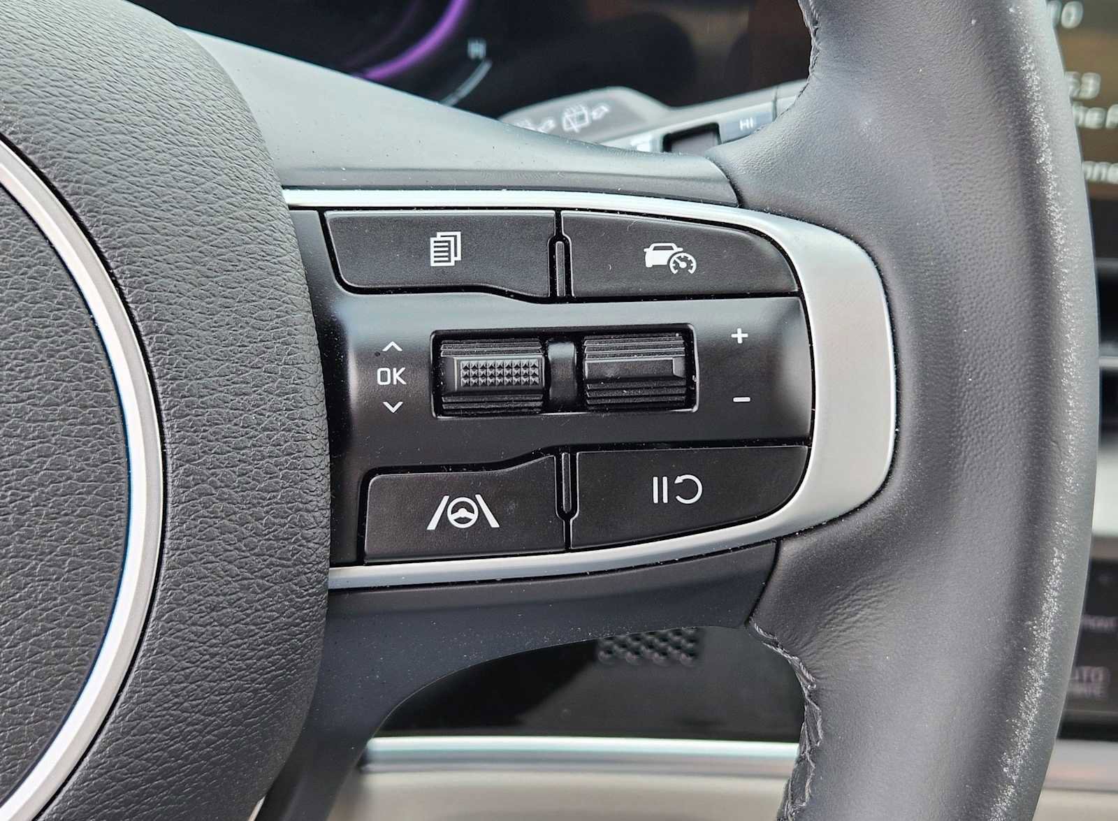 Certified 2024 Kia Sportage EX FWD image 24