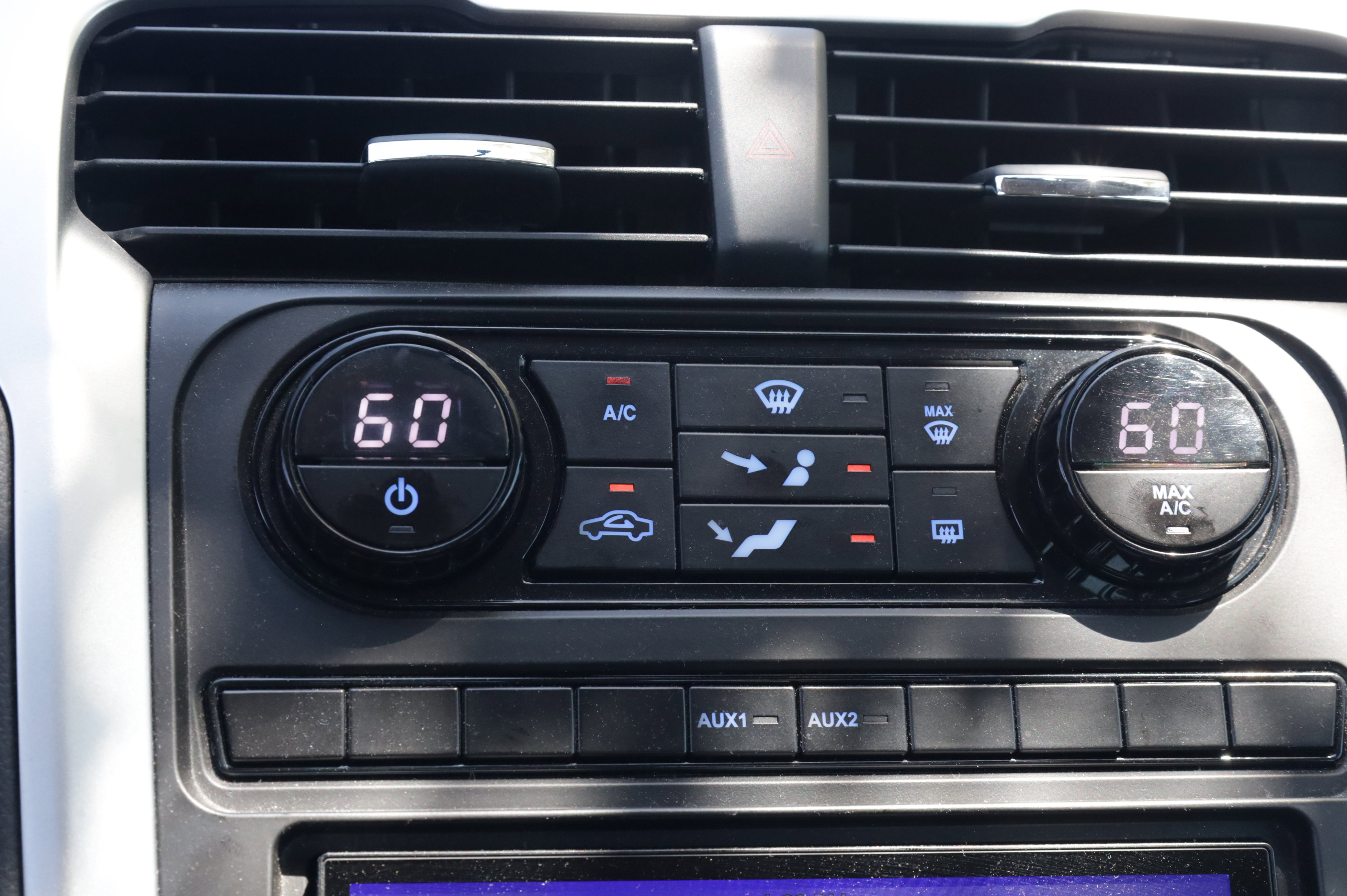 Used 2013 Ford Fusion SE FWD image 11