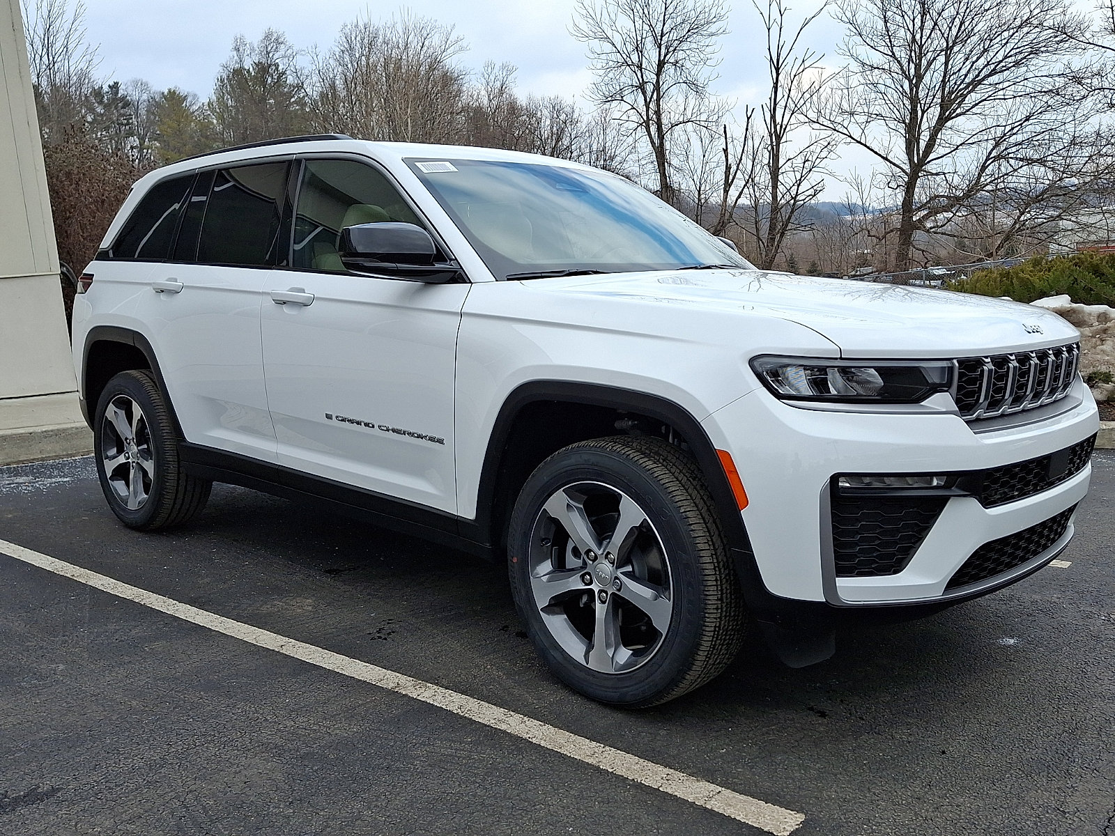 New 2026 Jeep Grand Cherokee Limited image 2