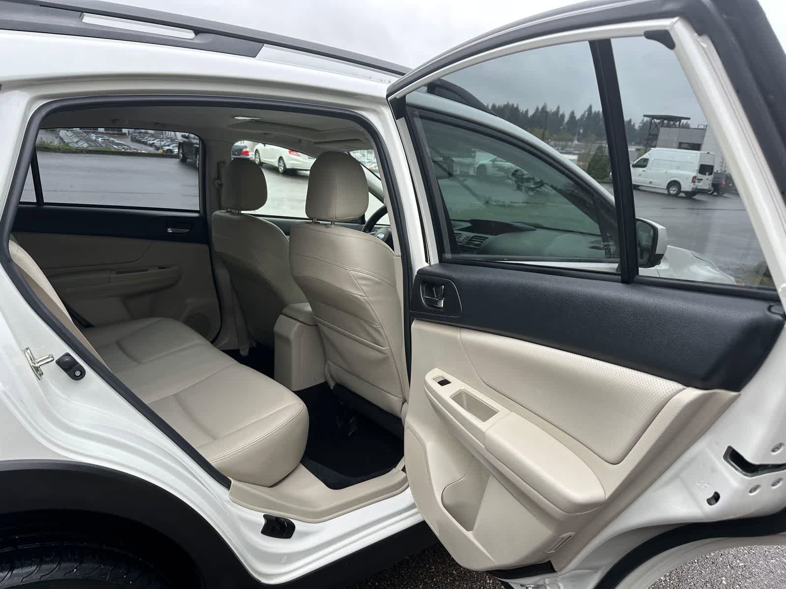 Used 2014 Subaru Crosstrek 2.0i Limited AWD/4WD image 14