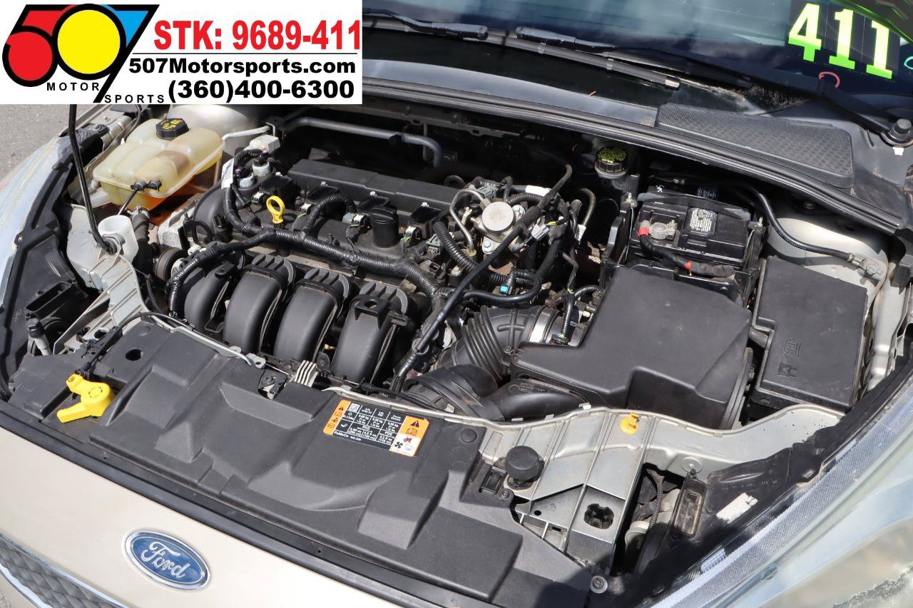 Used 2016 Ford Focus SE FWD image 25