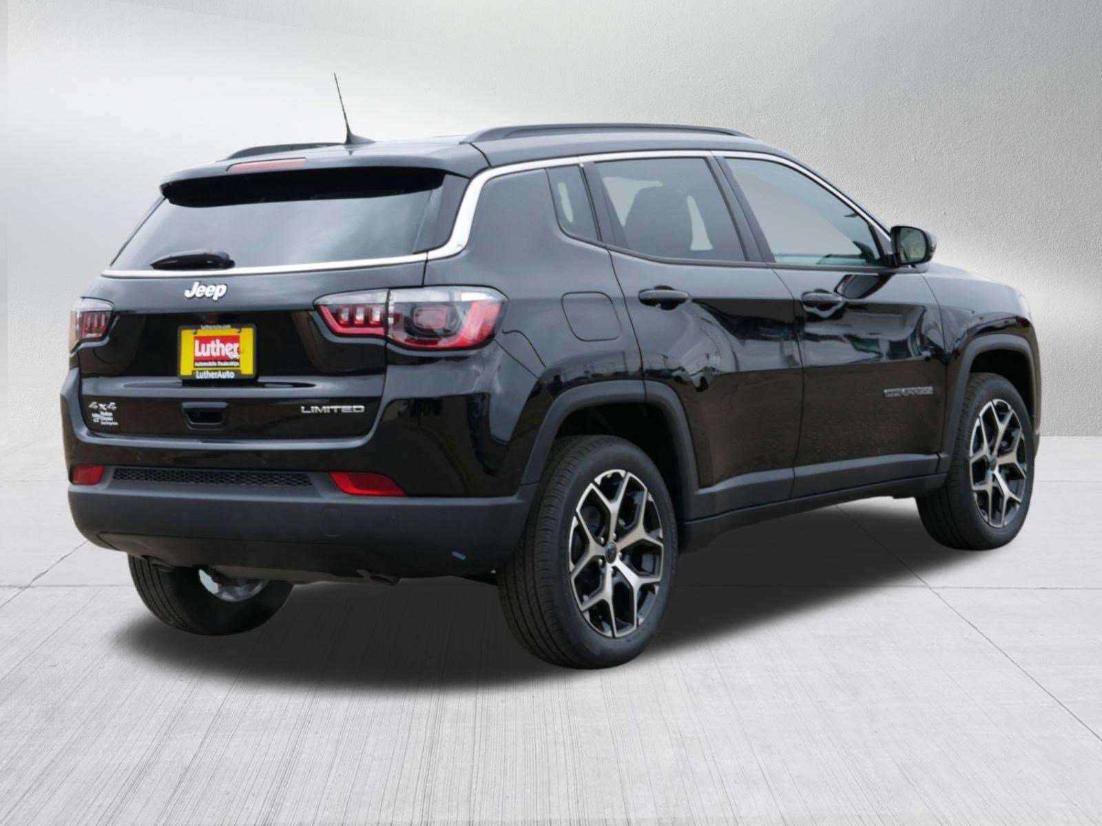 New 2026 Jeep Compass Limited image 2