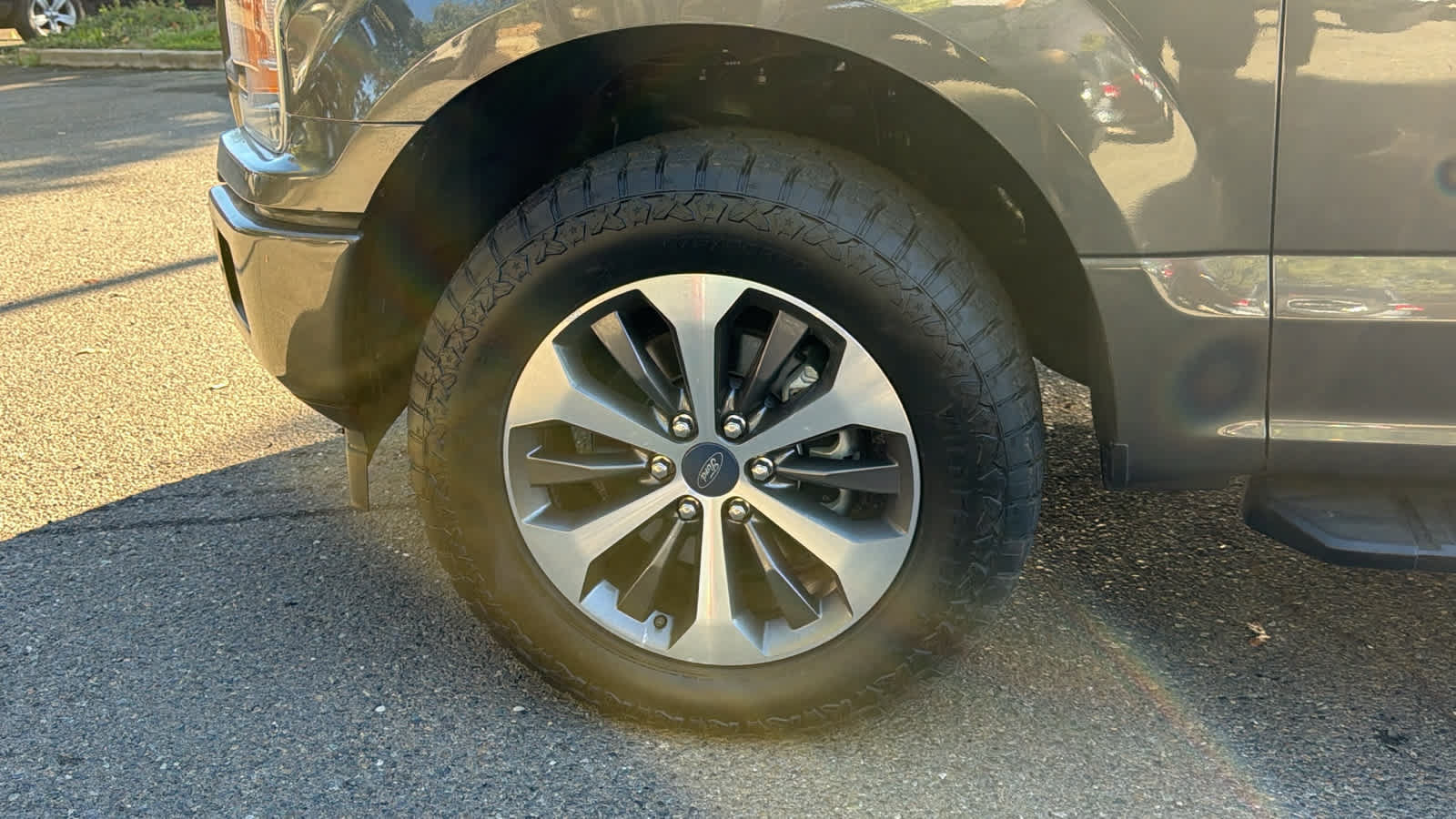 Used 2019 Ford F150 XL w/ Equipment Group 101A Mid AWD/4WD image 9