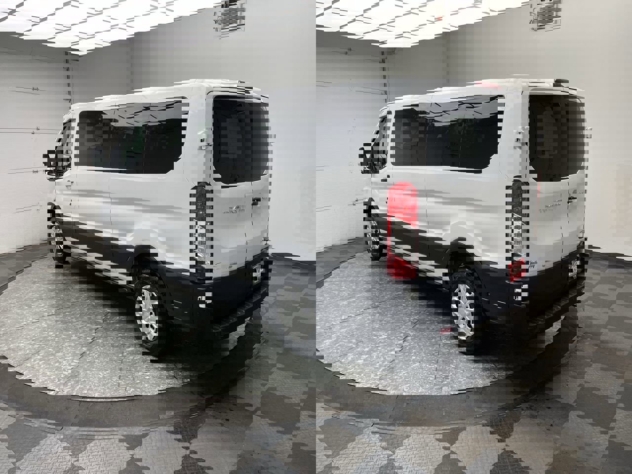 Used 2023 Ford Transit 350 XLT image 2