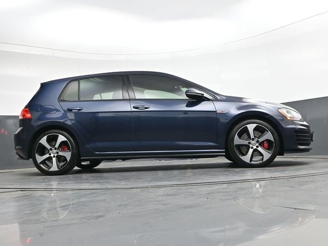 Used 2017 Volkswagen GTI SE FWD image 30
