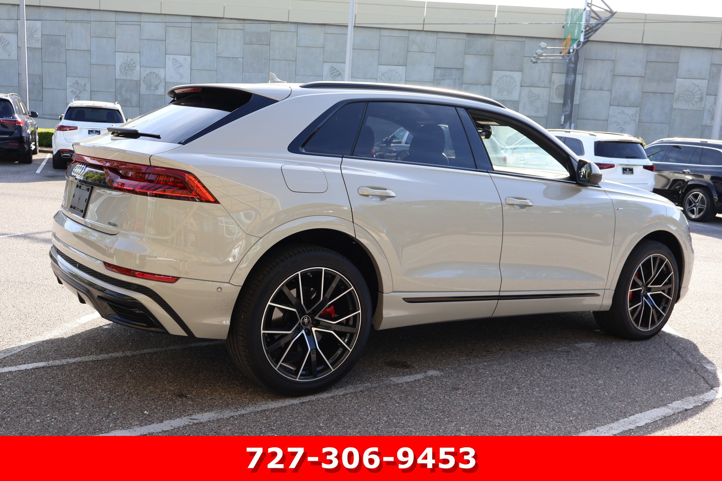 Used 2023 Audi Q8 Premium Plus image 10