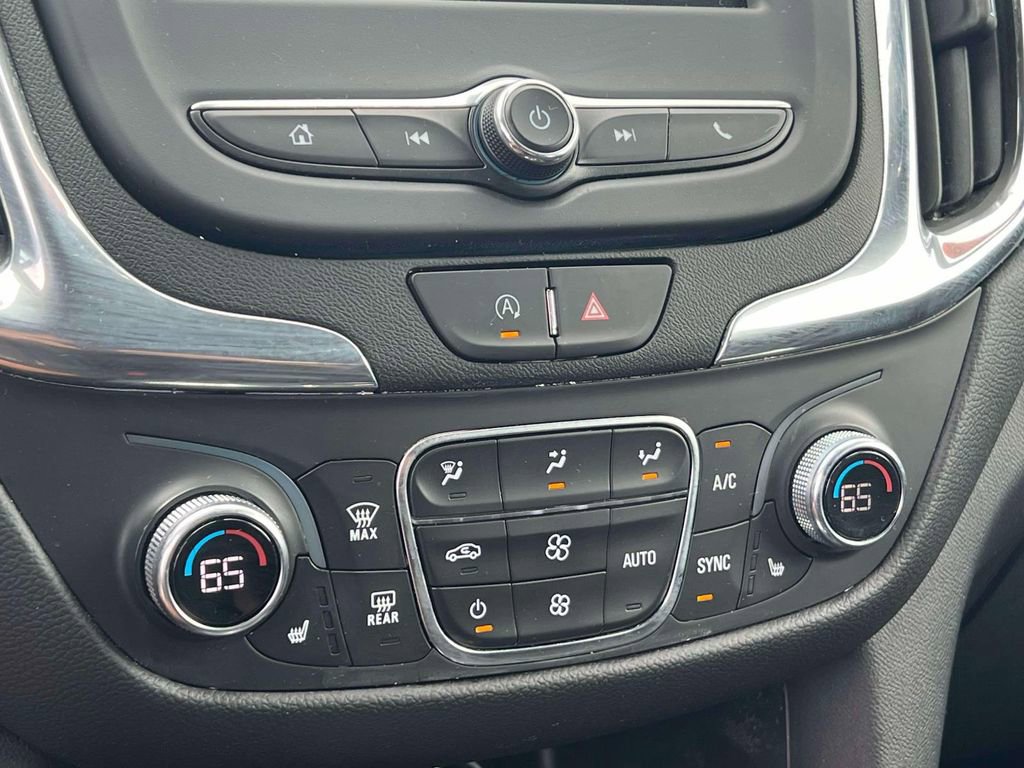 Used 2023 Chevrolet Equinox LT FWD image 32
