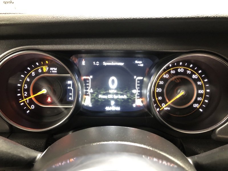 Used 2023 Jeep Gladiator Mojave w/ Cold Weather Group image 23