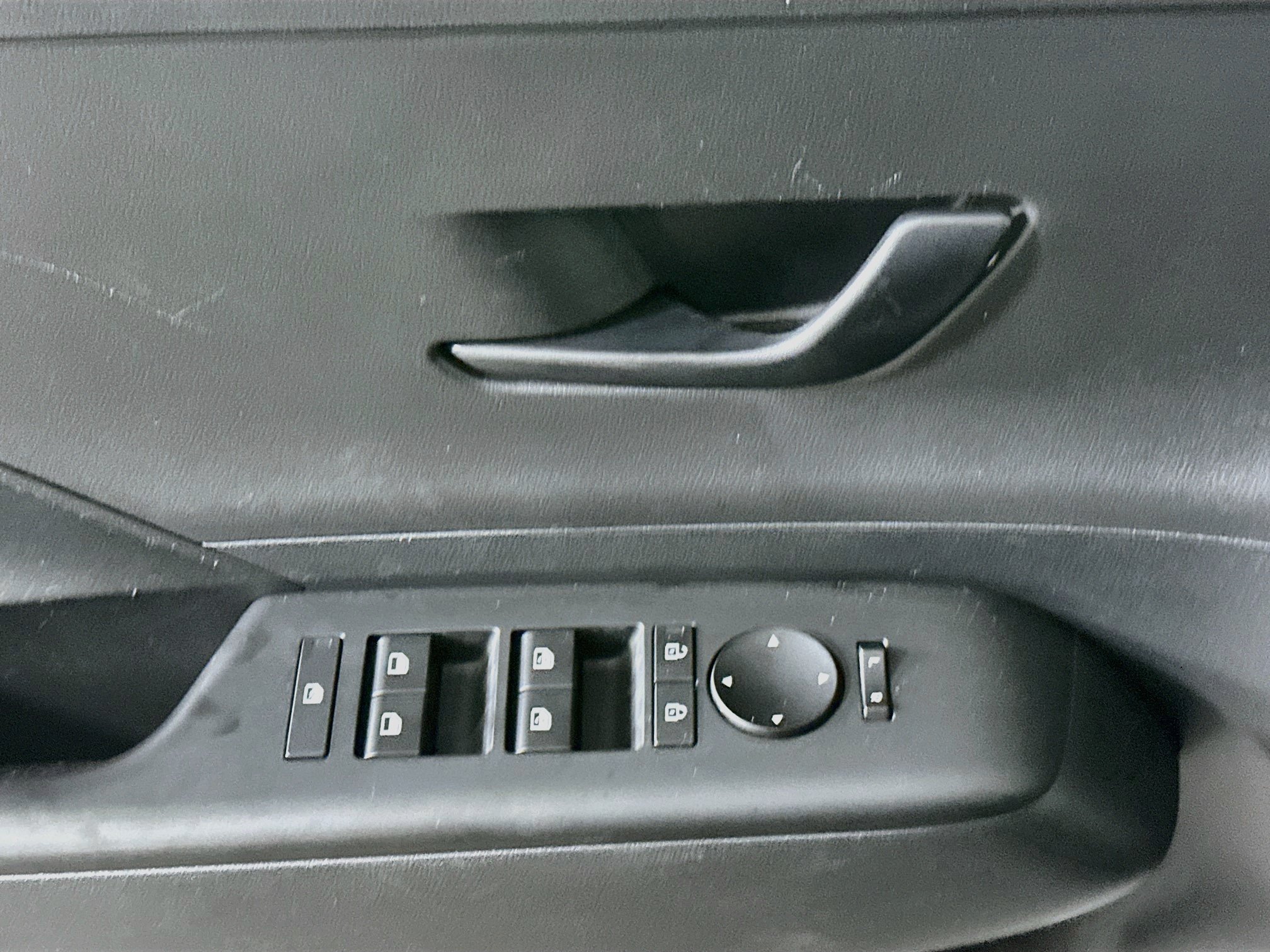 Used 2026 Hyundai Kona SEL Sport FWD image 15