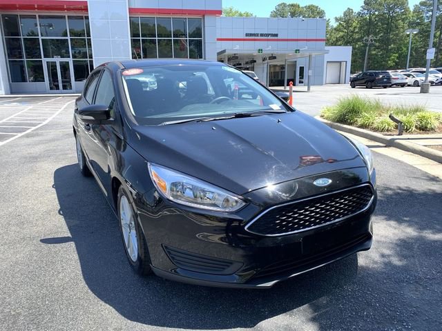 Used 2016 Ford Focus SE FWD image 2