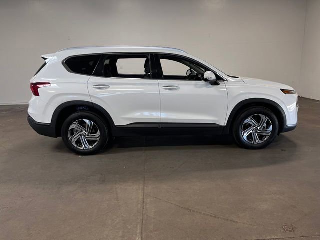 Used 2023 Hyundai Santa Fe SEL FWD image 2