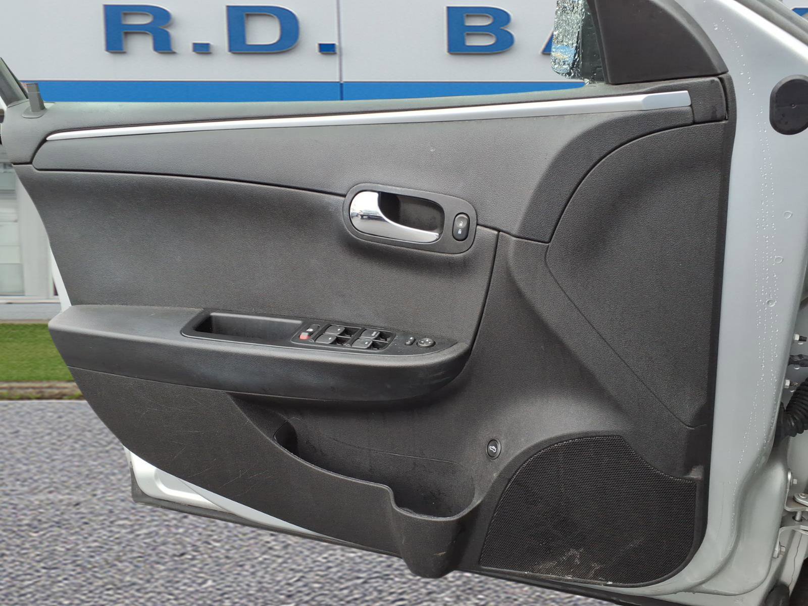 Used 2012 Chevrolet Malibu LT w/ Power Convenience Package image 9