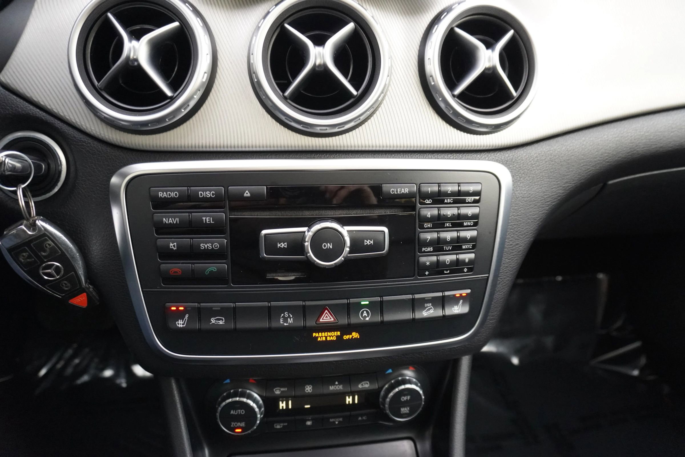 Used 2015 Mercedes-Benz GLA 250 GLA 250 4MATIC Sport Utility 4 image 18