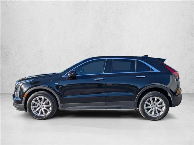 Used 2023 Cadillac XT4 Luxury w/ Cold Weather Package image 8