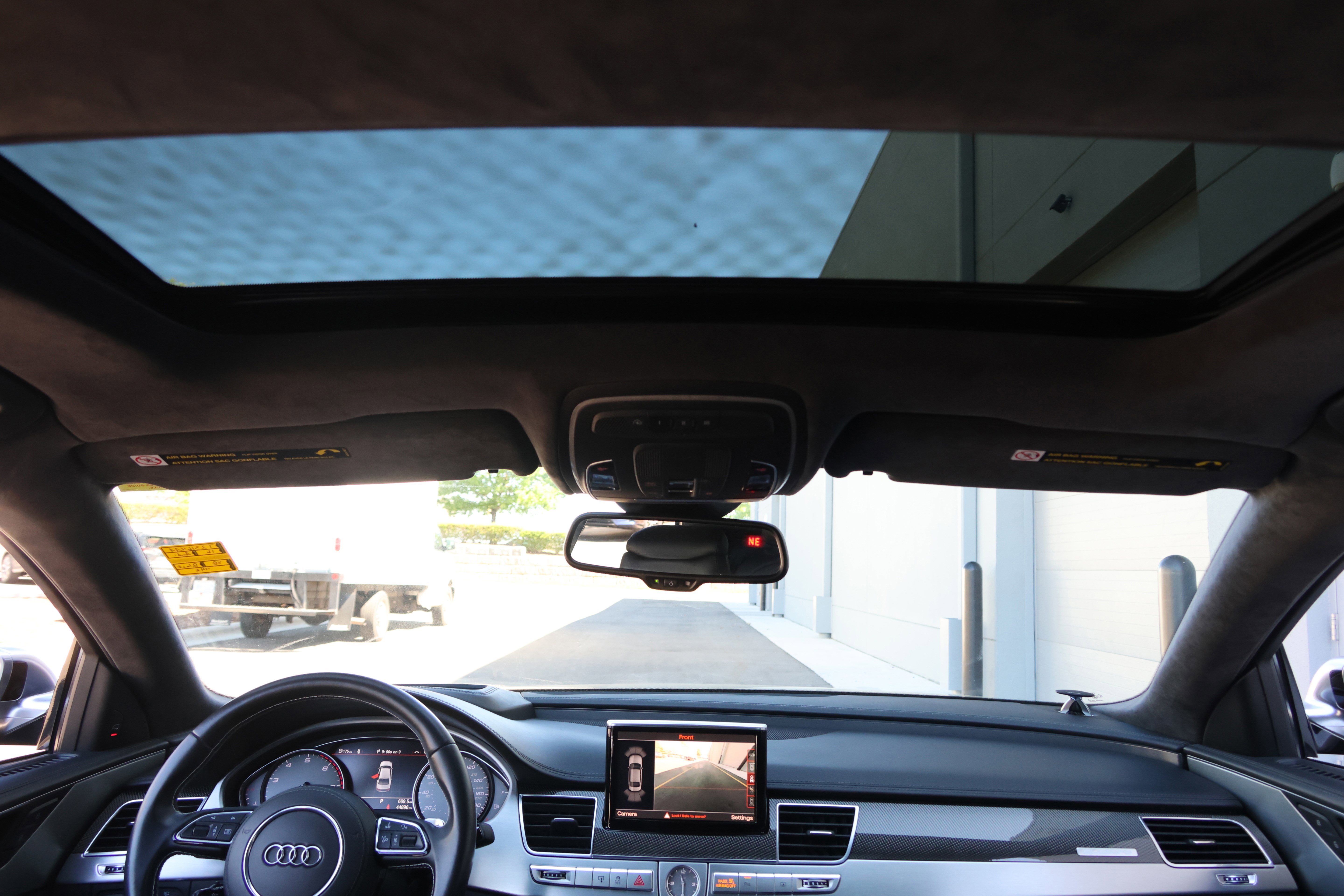 Used 2016 Audi S8 image 31