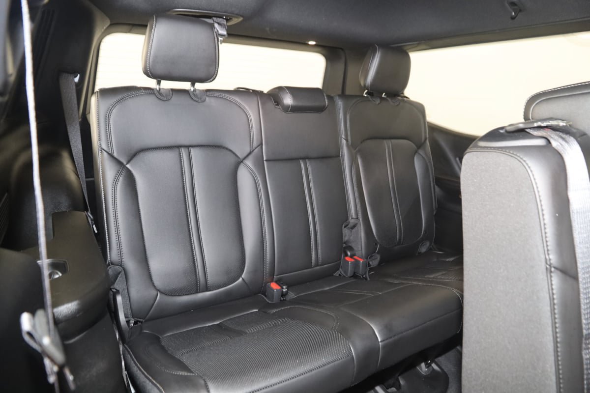 Used 2024 Jeep Wagoneer 4WD image 15