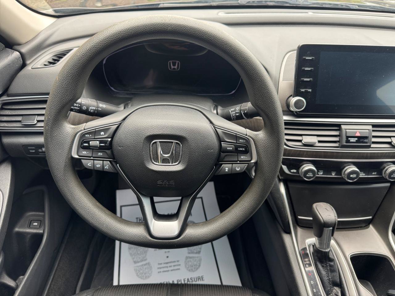 Used 2018 Honda Accord EX image 11