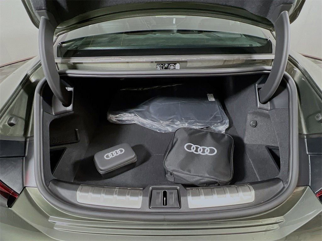 New 2026 Audi RS e-tron GT performance image 26