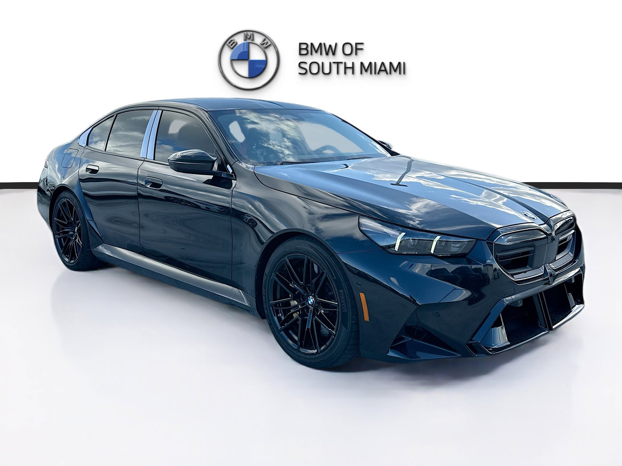 New 2026 BMW M5 w/ Carbon Package video 1