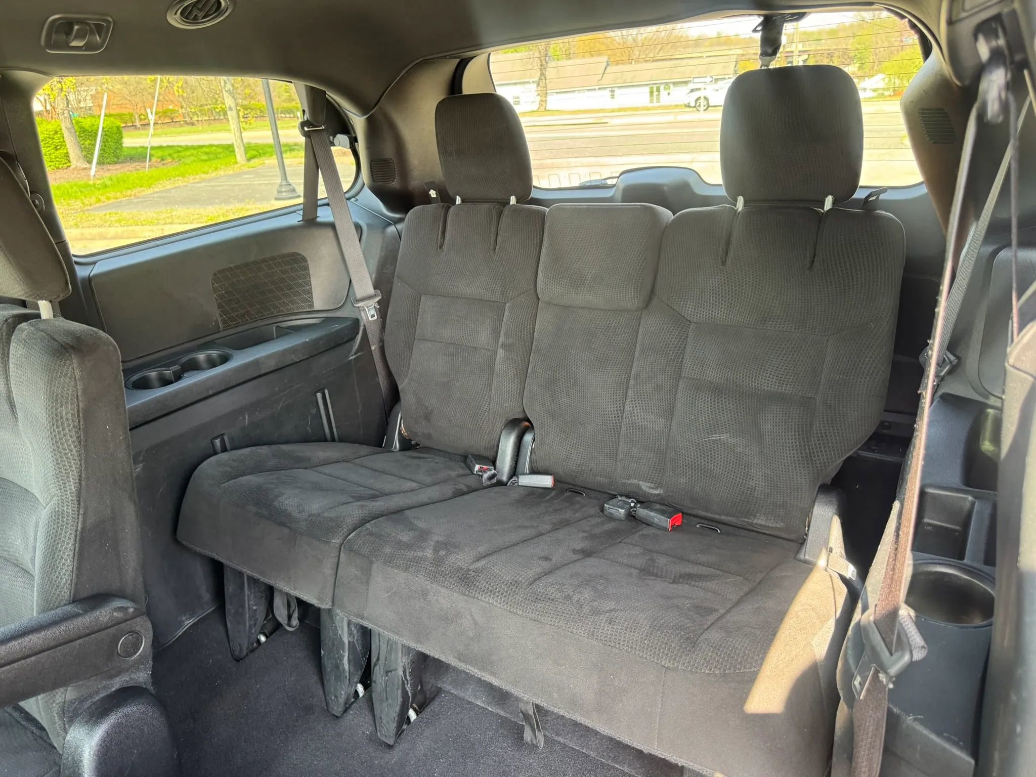 Used 2015 Dodge Grand Caravan SXT w/ Blacktop Package image 12