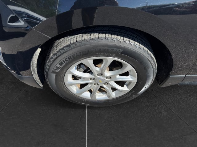 Used 2021 Chevrolet Equinox LS FWD image 9