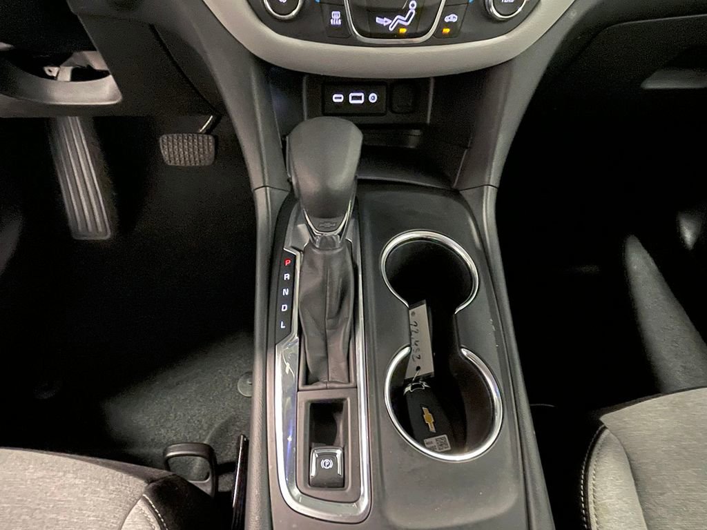 Used 2024 Chevrolet Equinox LS w/ Driver Confidence II Package image 36