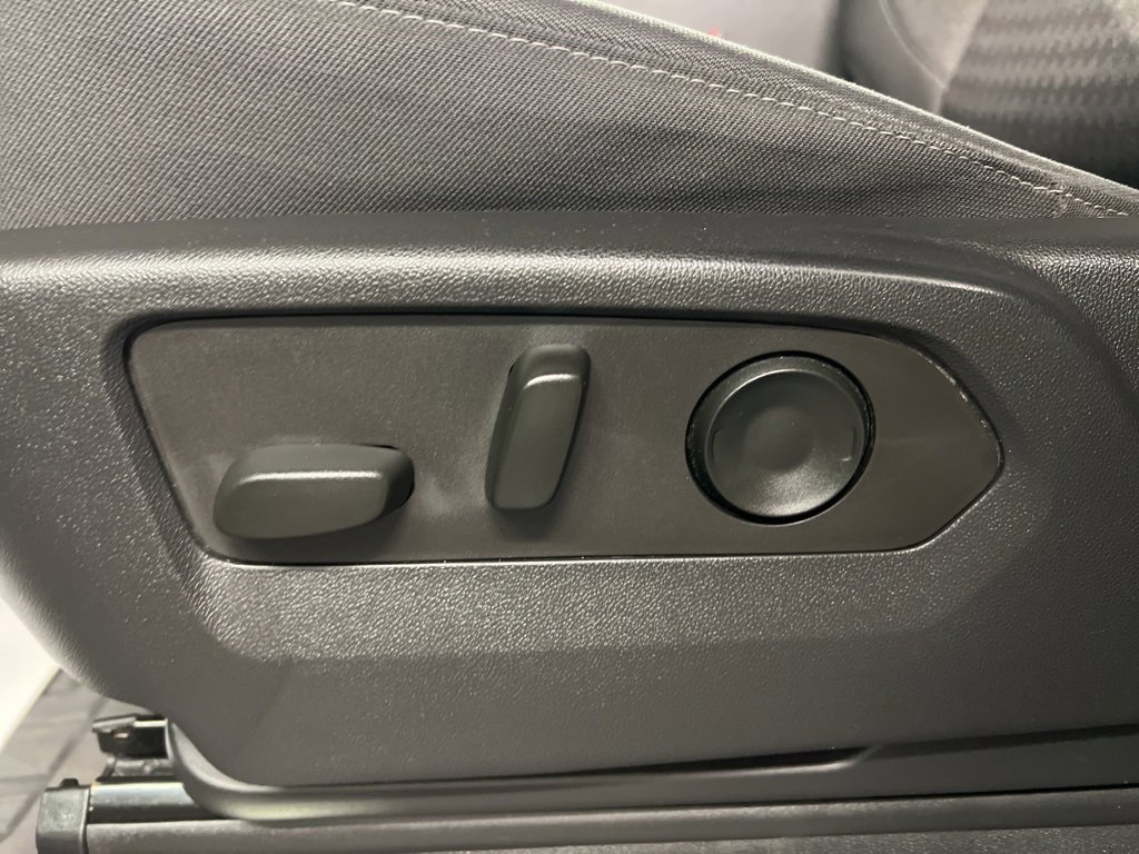 Used 2022 GMC Sierra 1500 Elevation image 27