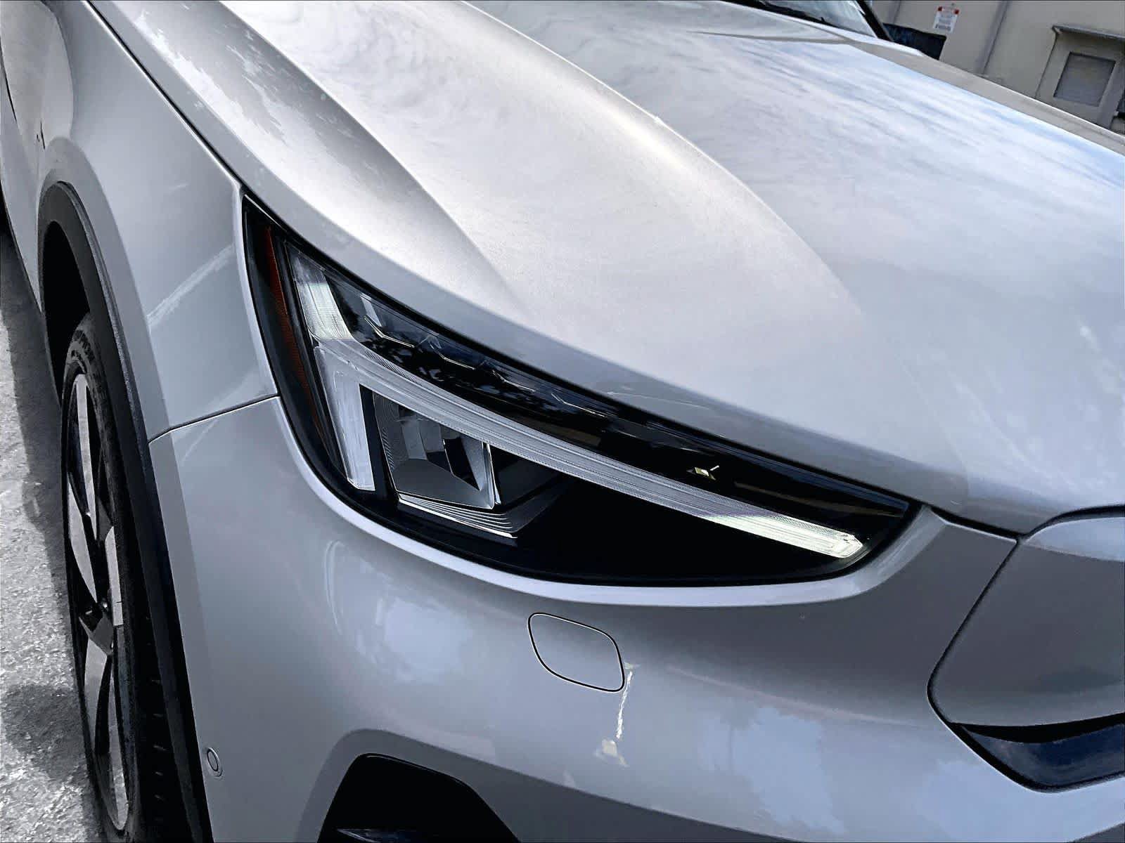 Used 2023 Volvo C40 P8 Recharge Ultimate AWD/4WD image 31