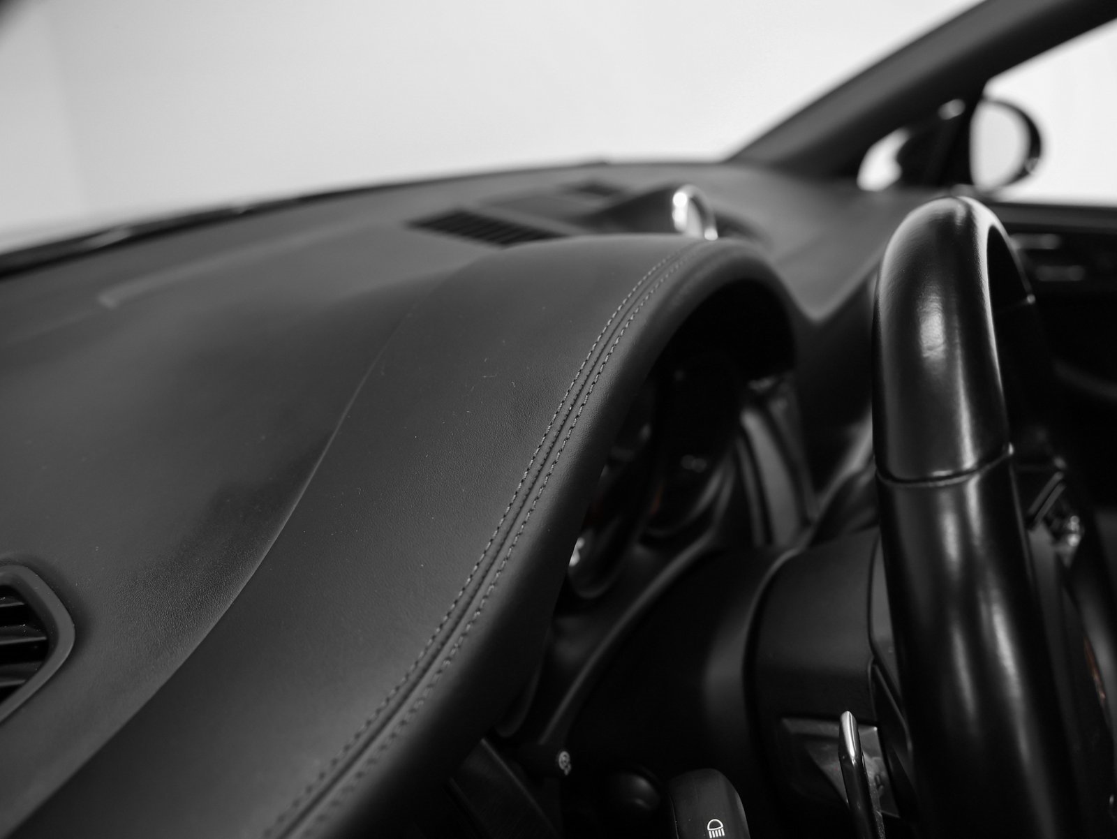 Used 2021 Porsche Macan GTS image 36