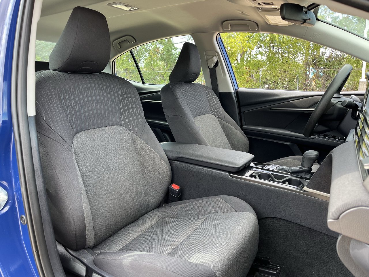 Used 2025 Toyota Camry LE FWD image 24