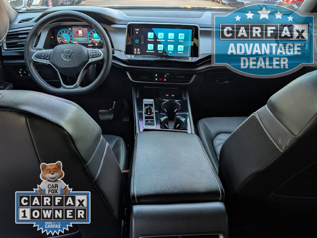 Used 2024 Volkswagen Atlas Cross Sport SE w/ Panoramic Sunroof Package FWD image 18