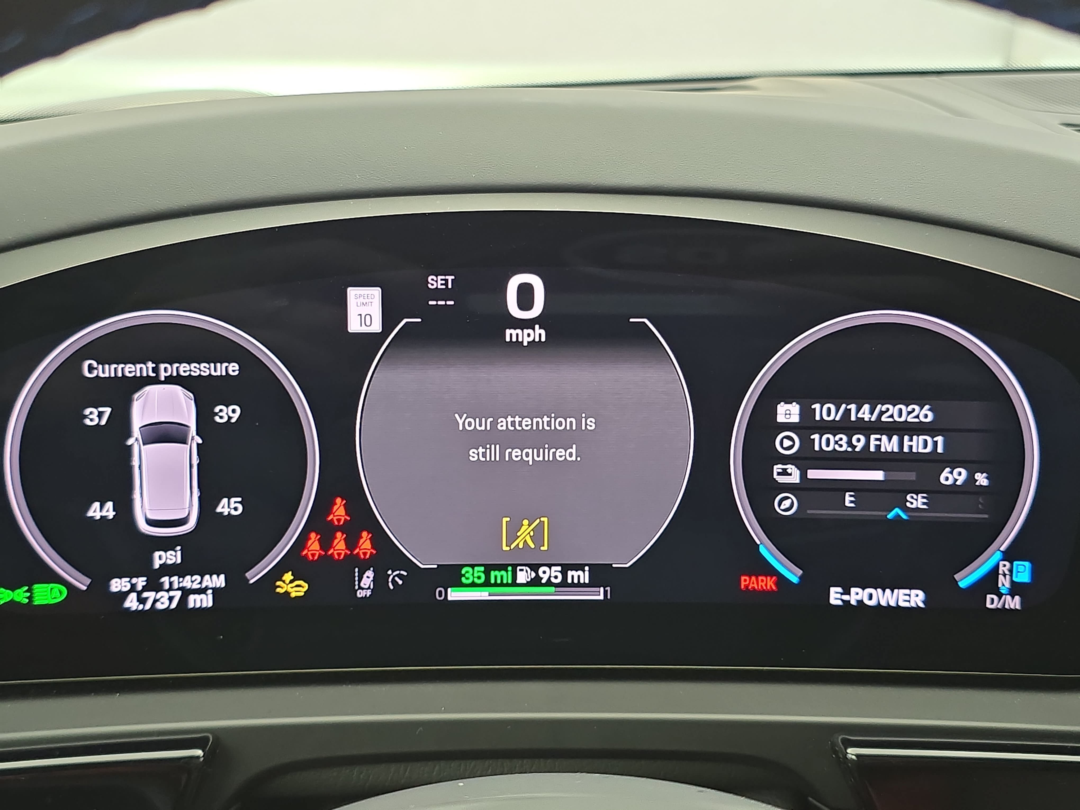 Certified 2026 Porsche Cayenne E-Hybrid AWD/4WD image 21