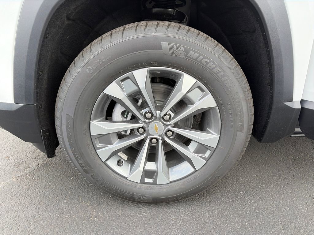 New 2026 Chevrolet Equinox LT w/ Safety and Technology Package image 25