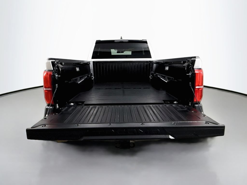 Certified 2025 Toyota Tacoma SR w/ Towing Package AWD/4WD image 23